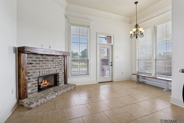 9038 Villa Haven Dr, Greenwell Springs, LA 70739