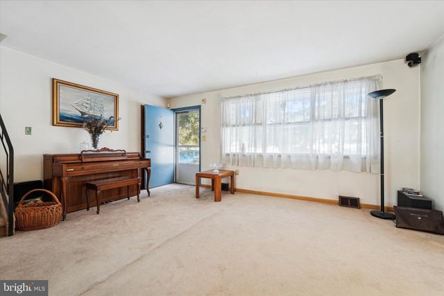 249 S PENNELL RD, Media, PA 19063