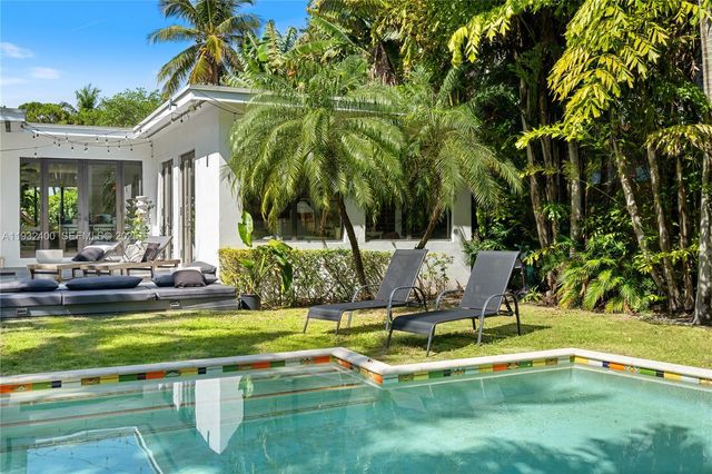 2489 N Meridian Ave, Miami Beach, FL 33140