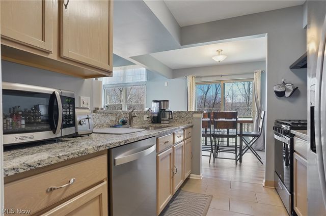 3885 Heron Court, Stow, OH 44224