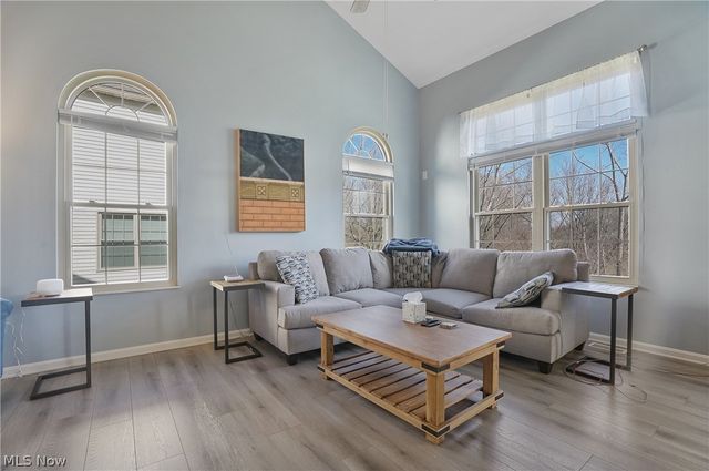 3885 Heron Court, Stow, OH 44224