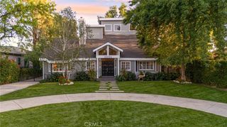 23134 Collins Street, Woodland Hills, CA 91367