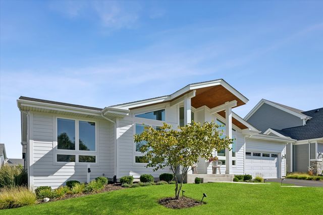 498 Cora Lane, St. Charles, IL 60174