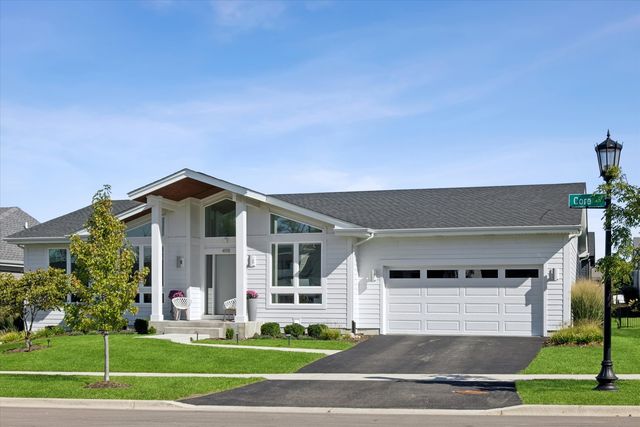 498 Cora Lane, St. Charles, IL 60174