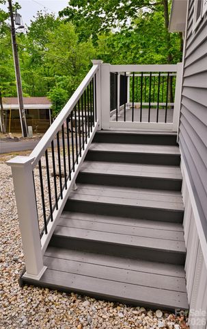 310 Laurelwood Lane, Traphill, NC 28685