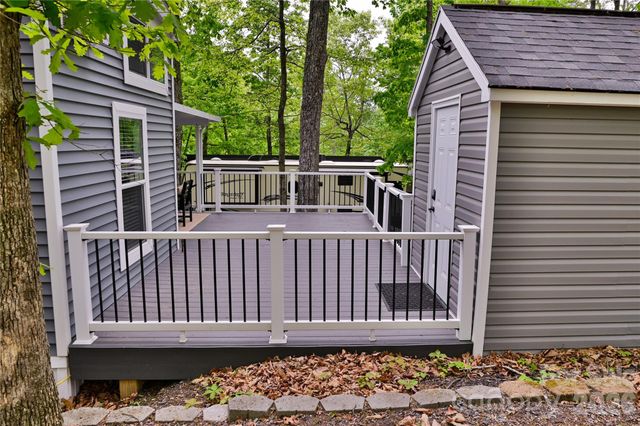 310 Laurelwood Lane, Traphill, NC 28685