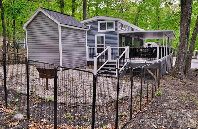 310 Laurelwood Lane, Traphill, NC 28685