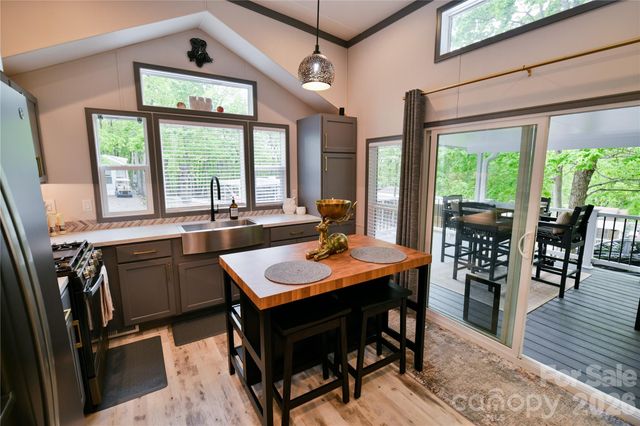 310 Laurelwood Lane, Traphill, NC 28685