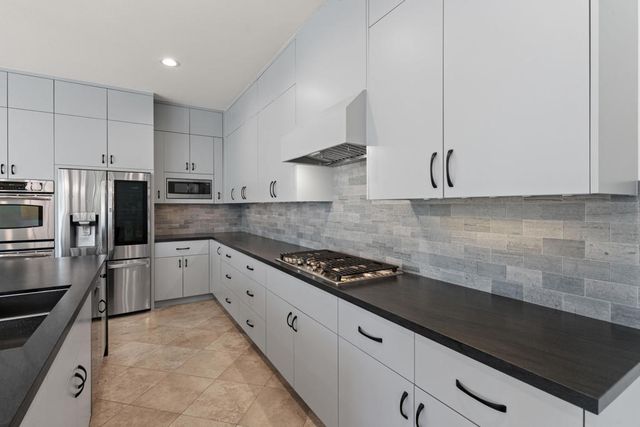 1615 Savvy Court, Palm Springs, CA 92262