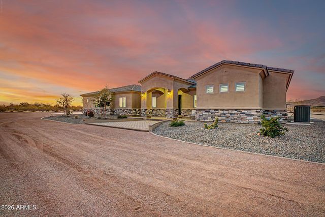 15620 W DUANE Lane, Surprise, AZ 85387