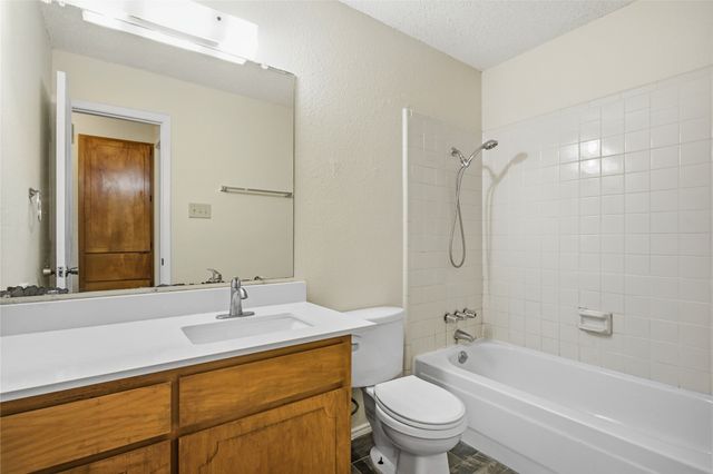 5900 Stardust Drive S, Watauga, TX 76148