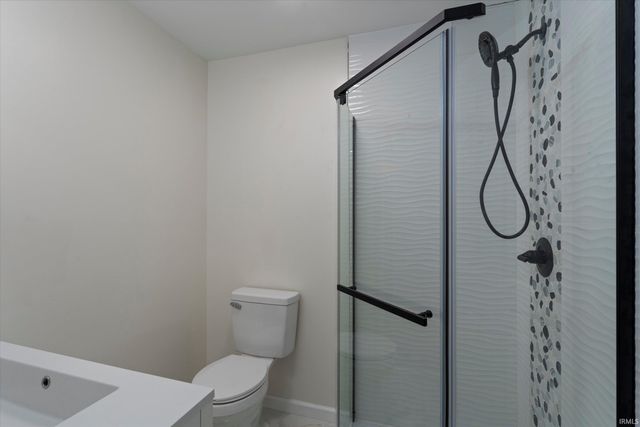 2420 S Twyckenham Drive, South Bend, IN 46614