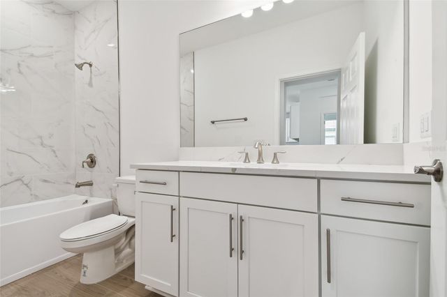 18071 CHERISHED LOOP, Lakewood Ranch, FL 34211