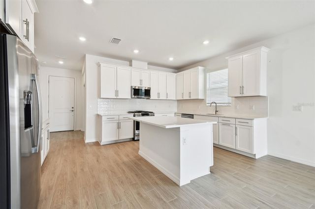 18071 CHERISHED LOOP, Lakewood Ranch, FL 34211