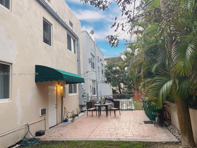 115 Menores Ave 3, Coral Gables, FL 33134