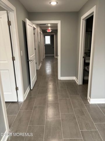 8 County Road 520 W, D, Manalapan, NJ 07726
