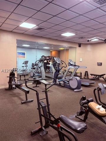900 Colony Point Cir 416, Pembroke Pines, FL 33026