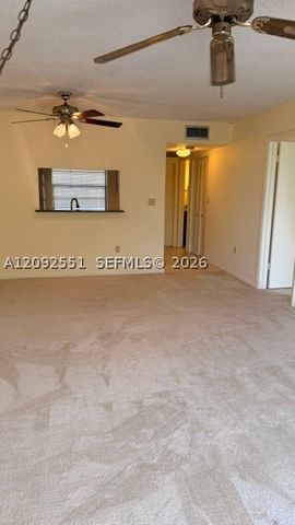 900 Colony Point Cir 416, Pembroke Pines, FL 33026