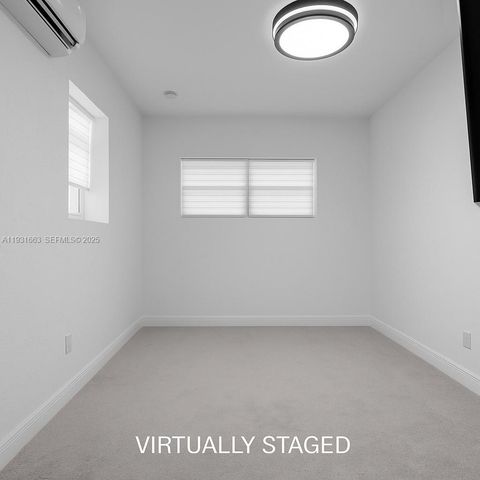 901 NW 34th Ter, Lauderhill, FL 33311