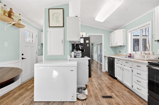 5520 Mount Shores Circle, Gainesville, GA 30506