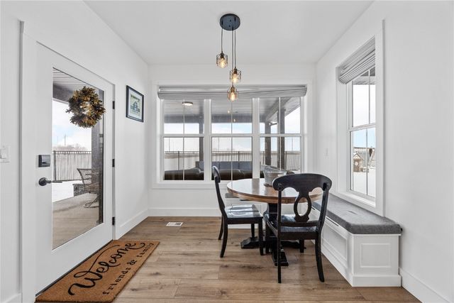 1114 Towne Centre Court, Urbana, IA 52345