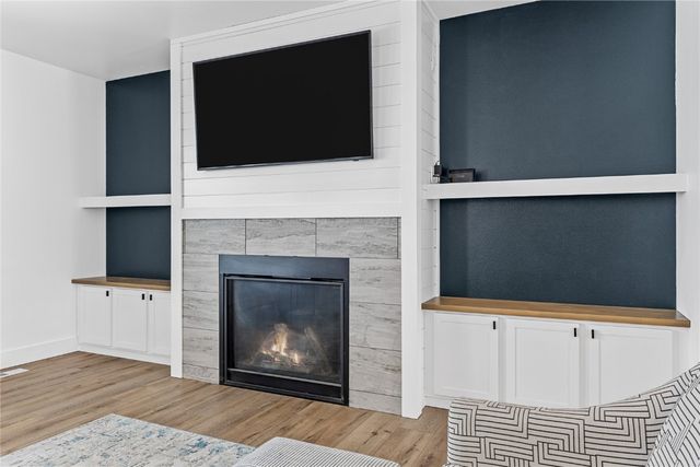 1114 Towne Centre Court, Urbana, IA 52345