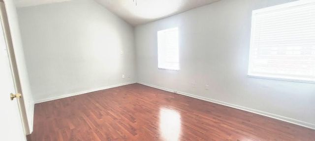 7700 Creekbend Drive 6, Houston, TX 77071