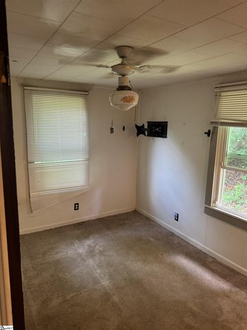 125 Pleasant Retreat Road, Travelers Rest, SC 29690