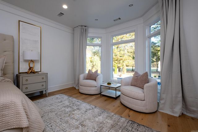 35 Sologne Circle, Little Rock, AR 72223