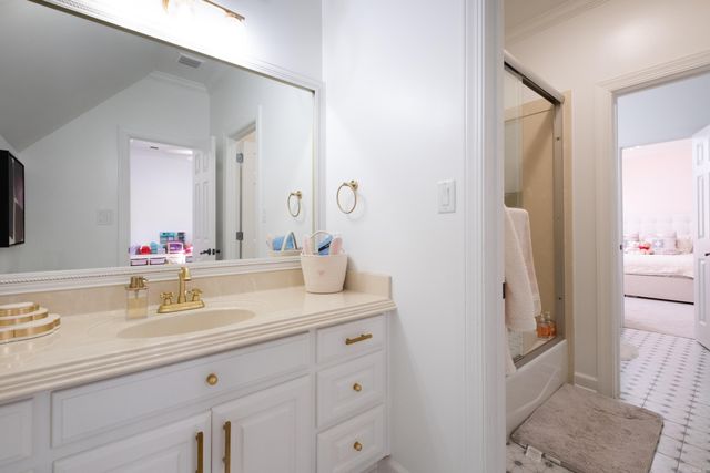 35 Sologne Circle, Little Rock, AR 72223