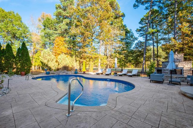 35 Sologne Circle, Little Rock, AR 72223