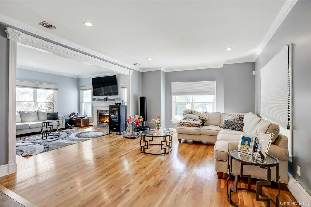 11 Raphael Boulevard, Nesconset, NY 11767 — photo 4