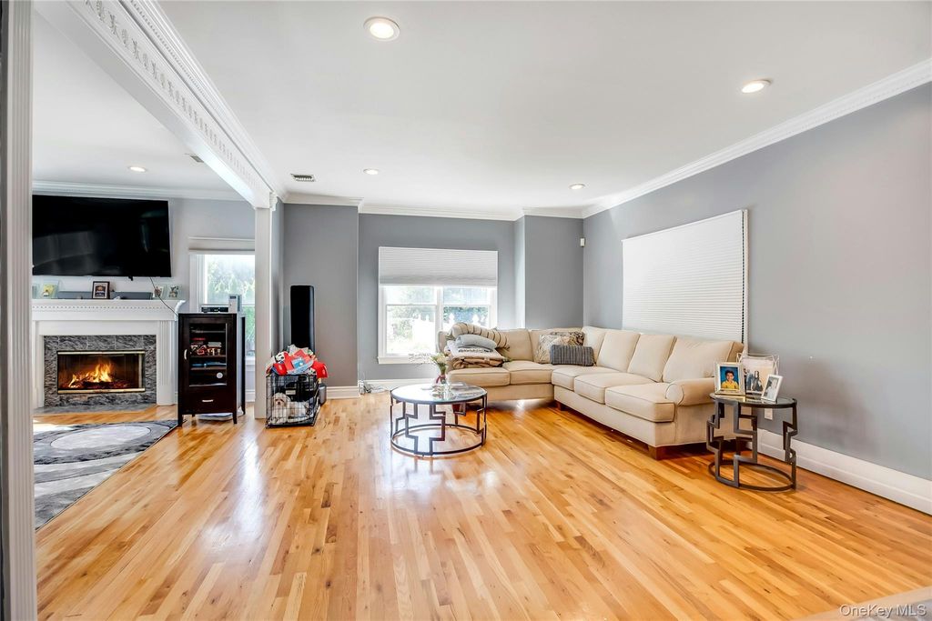 11 Raphael Boulevard, Nesconset, NY 11767 — photo 5
