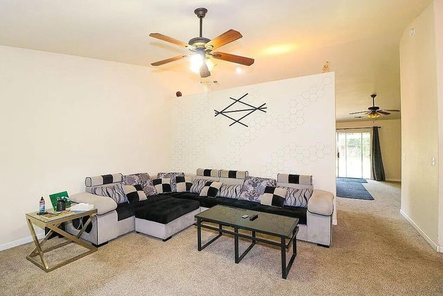 3527 Adams Lane, Redding, CA 96002