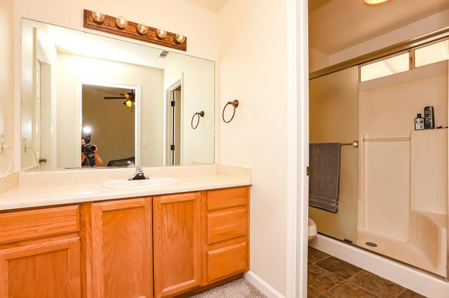 3527 Adams Lane, Redding, CA 96002