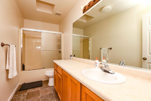 3527 Adams Lane, Redding, CA 96002