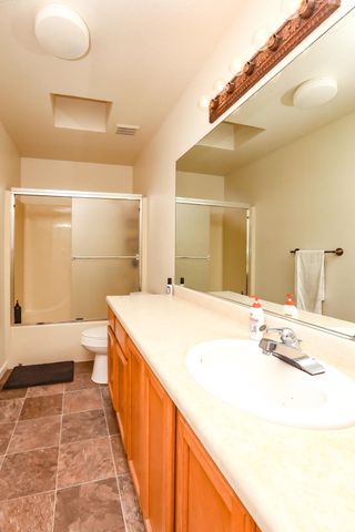 3527 Adams Lane, Redding, CA 96002