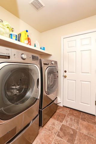 3527 Adams Lane, Redding, CA 96002