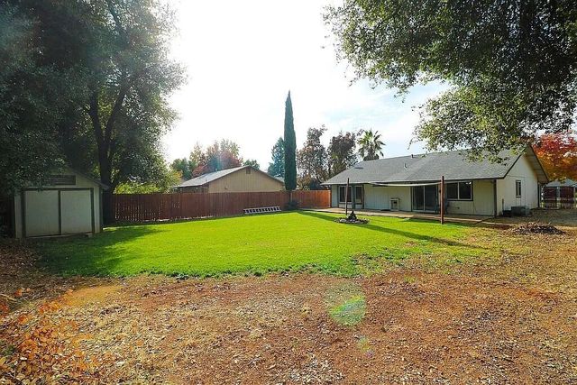 3527 Adams Lane, Redding, CA 96002