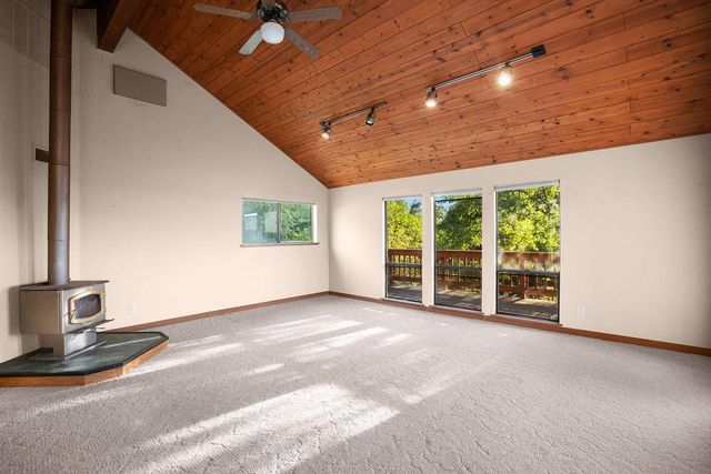 3000 Espina Loma Dr, Camino, CA 95709