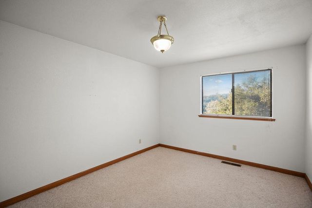 3000 Espina Loma Dr, Camino, CA 95709