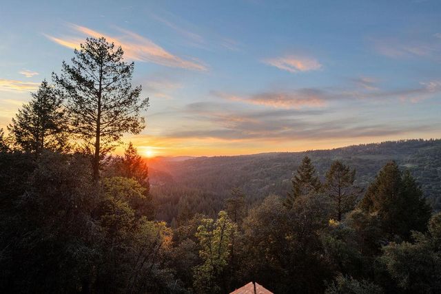 3000 Espina Loma Dr, Camino, CA 95709