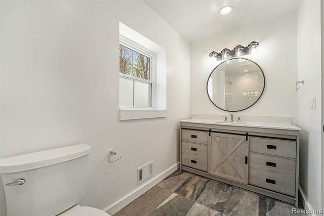 26914 Pebblestone Street, Southfield, MI 48034