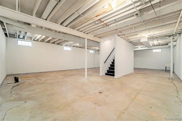 26914 Pebblestone Street, Southfield, MI 48034