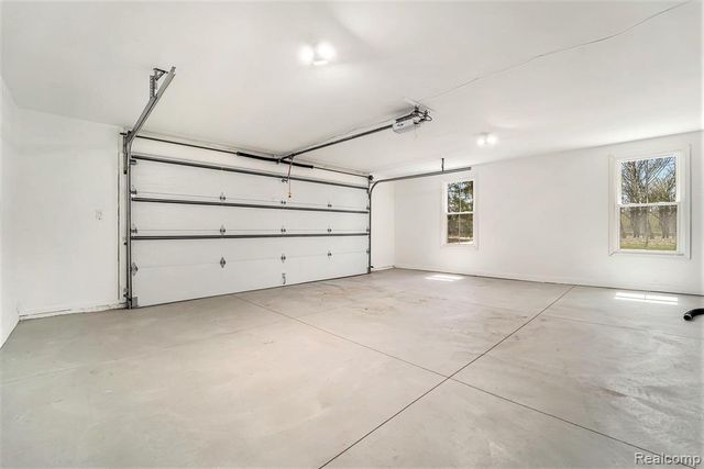 26914 Pebblestone Street, Southfield, MI 48034