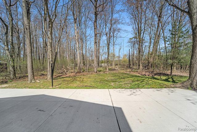 26914 Pebblestone Street, Southfield, MI 48034