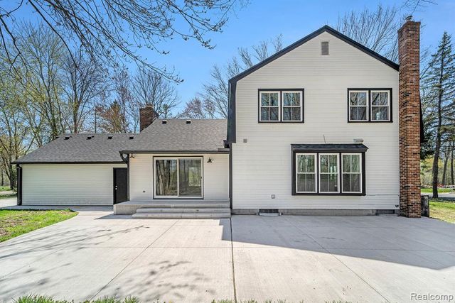 26914 Pebblestone Street, Southfield, MI 48034