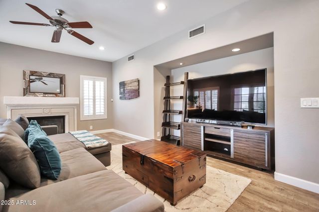 431 W MOUNTAIN VISTA Drive, Phoenix, AZ 85045