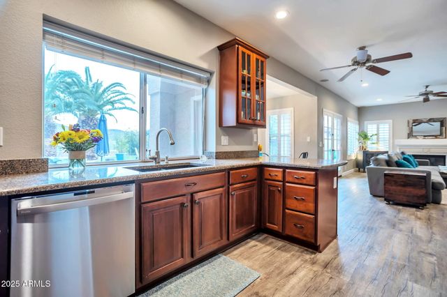 431 W MOUNTAIN VISTA Drive, Phoenix, AZ 85045