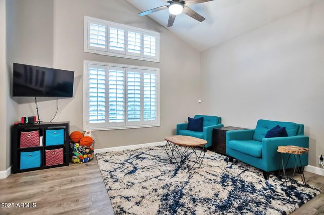 431 W MOUNTAIN VISTA Drive, Phoenix, AZ 85045